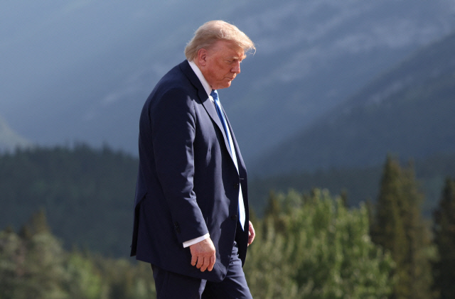 `ij³ª´Ù G7 Æ®·³ÇÁ ¡ũ½º` µµÁ³³ª...Áßµµ±Í±¹À¸·Î ȸÀÇ ÆÄÇà `ij³ª´Ù G7 Æ®·³ÇÁ ¡ũ½º` µµÁ³³ª...Áßµµ±Í±¹À¸·Î ȸÀÇ ÆÄÇà